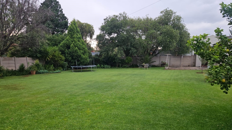 4 Bedroom Property for Sale in Pellissier Free State